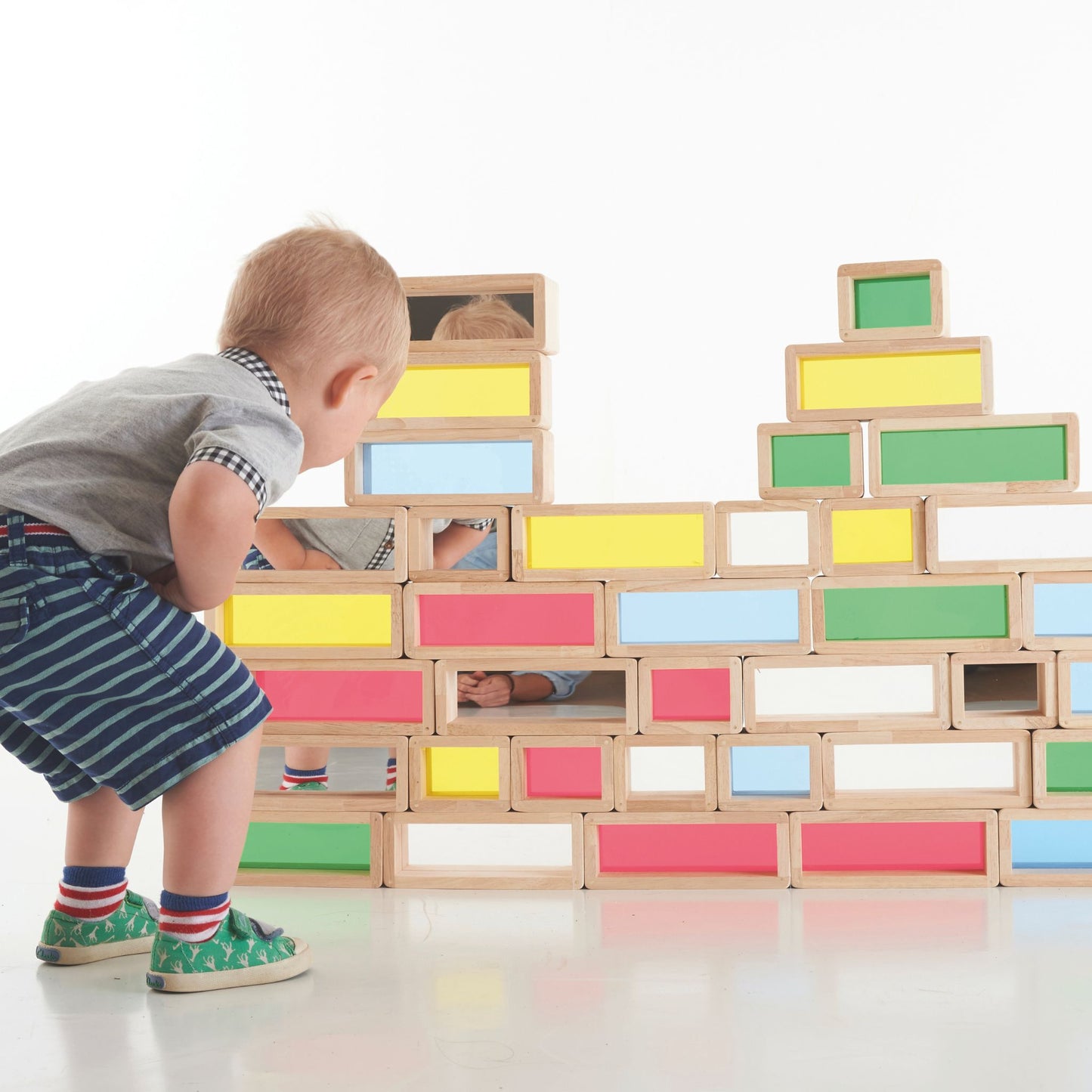 Γιγάντια πολύχρωμα τουβλάκια